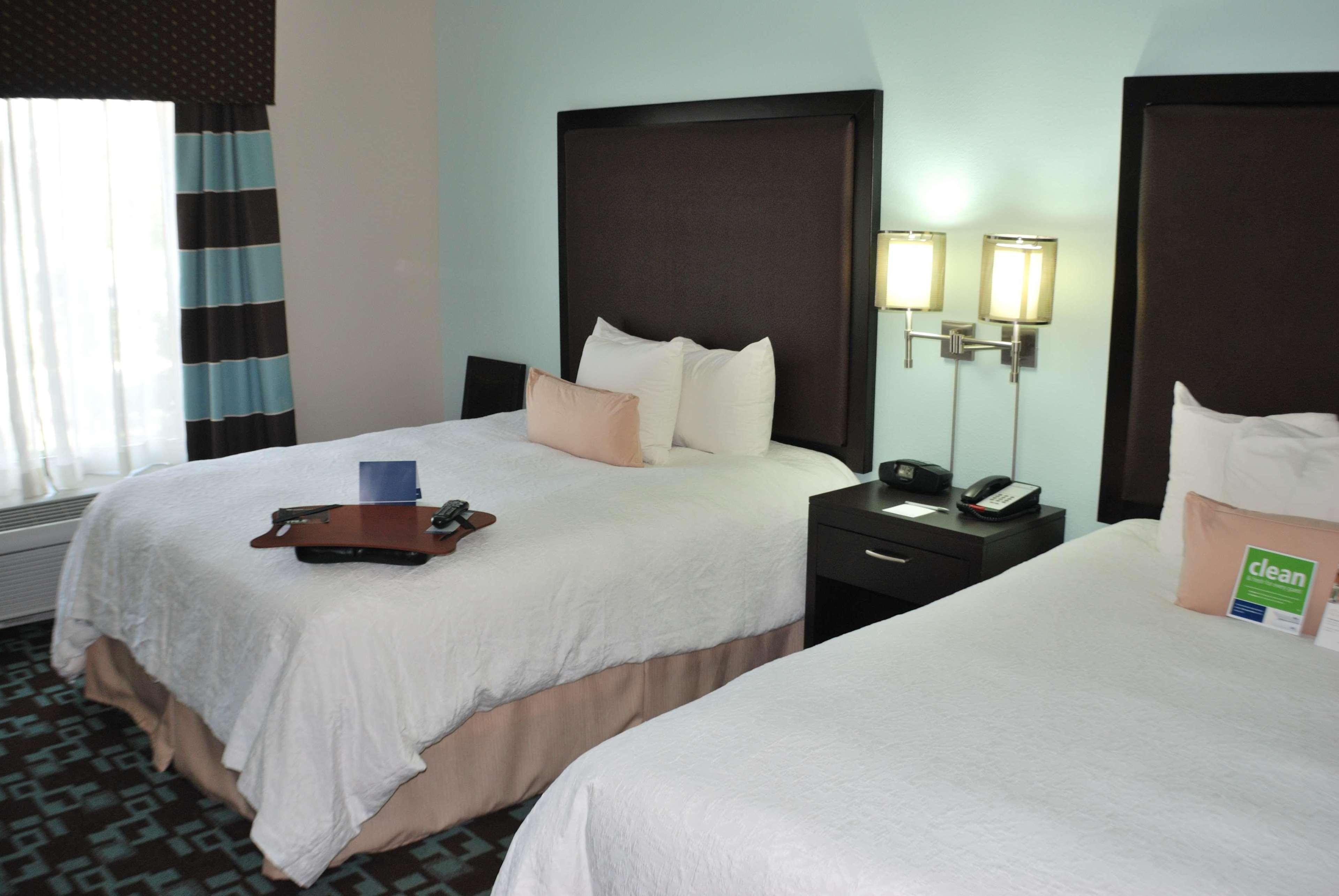 Hampton Inn & Suites Nashville At Opryland Номер фото