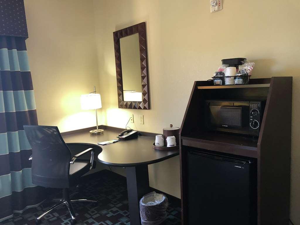 Hampton Inn & Suites Nashville At Opryland Номер фото