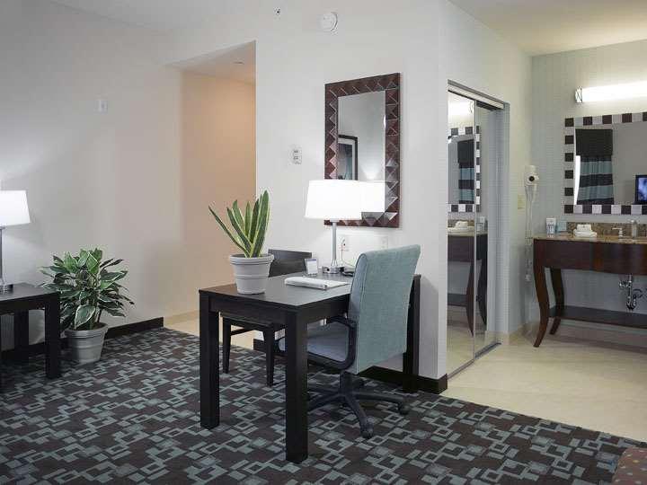 Hampton Inn & Suites Nashville At Opryland Номер фото